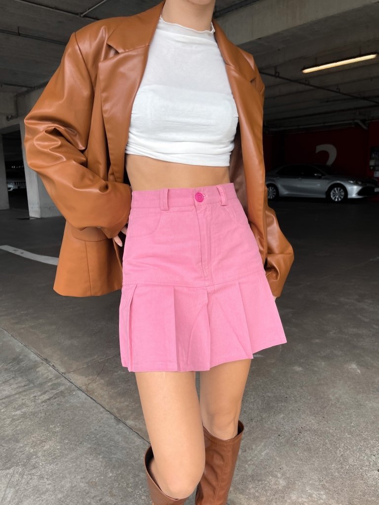 as-if-mini-skirt-574012.jpg
