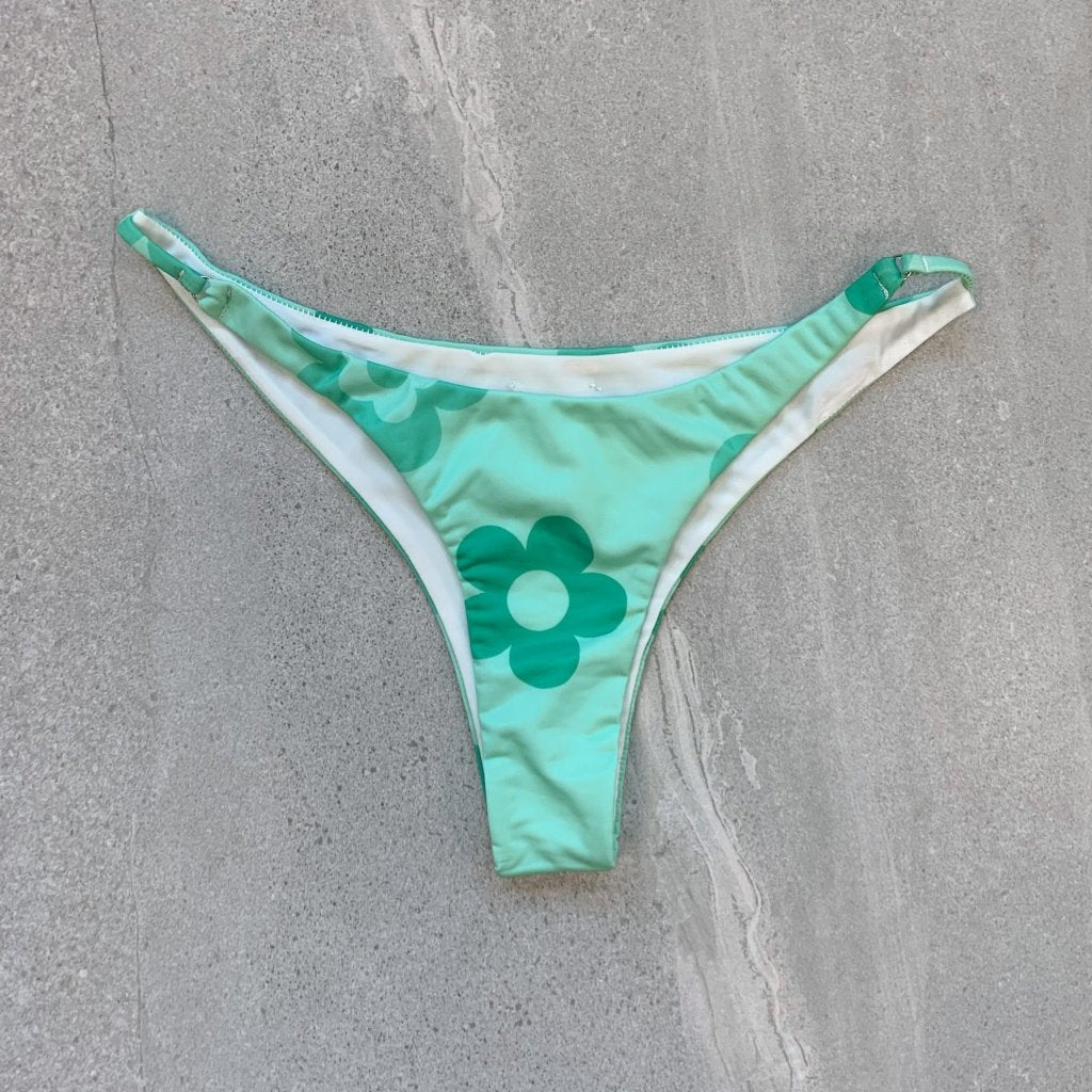 ill-wave-bikini-bottoms-669109.jpg